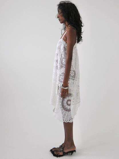 Stellar knee-length vintage lace midi dress